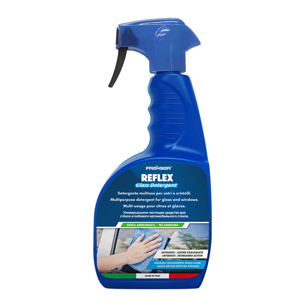 Nettoyant pour vitres de voiture