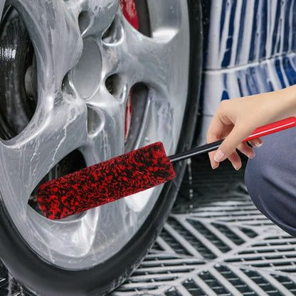 Brosse jantes manche long pour detailing